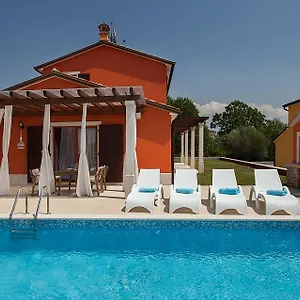 Villa Villas Vilanija, Umag